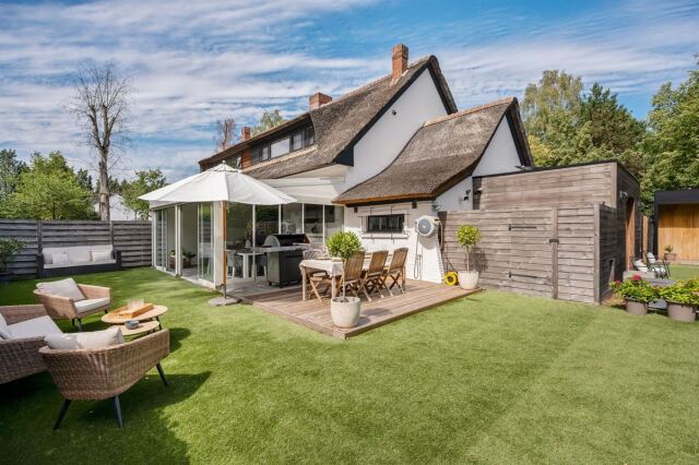 8094 3
